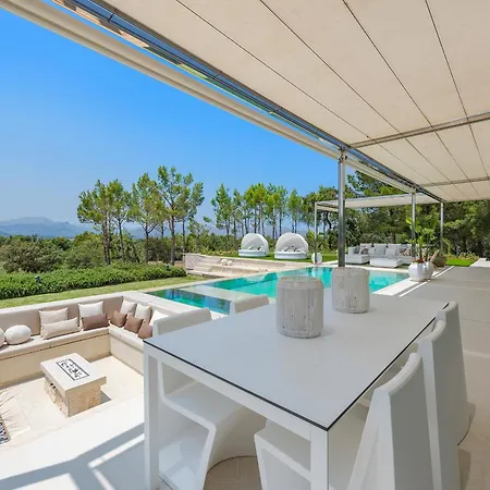 Luxury Privacy & Sea Views *